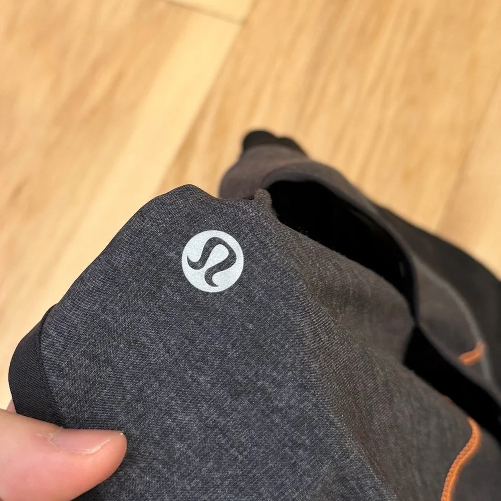 Lululemon Women’s Speed Short - Picture 5 of 7